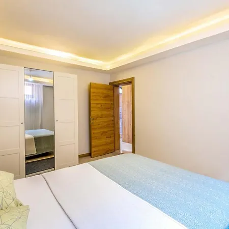 Pisuites Kaş